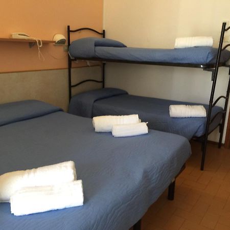 Hotel Bacco Rimini Esterno foto