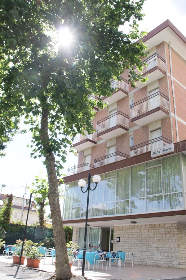 Hotel Bacco Rimini Esterno foto